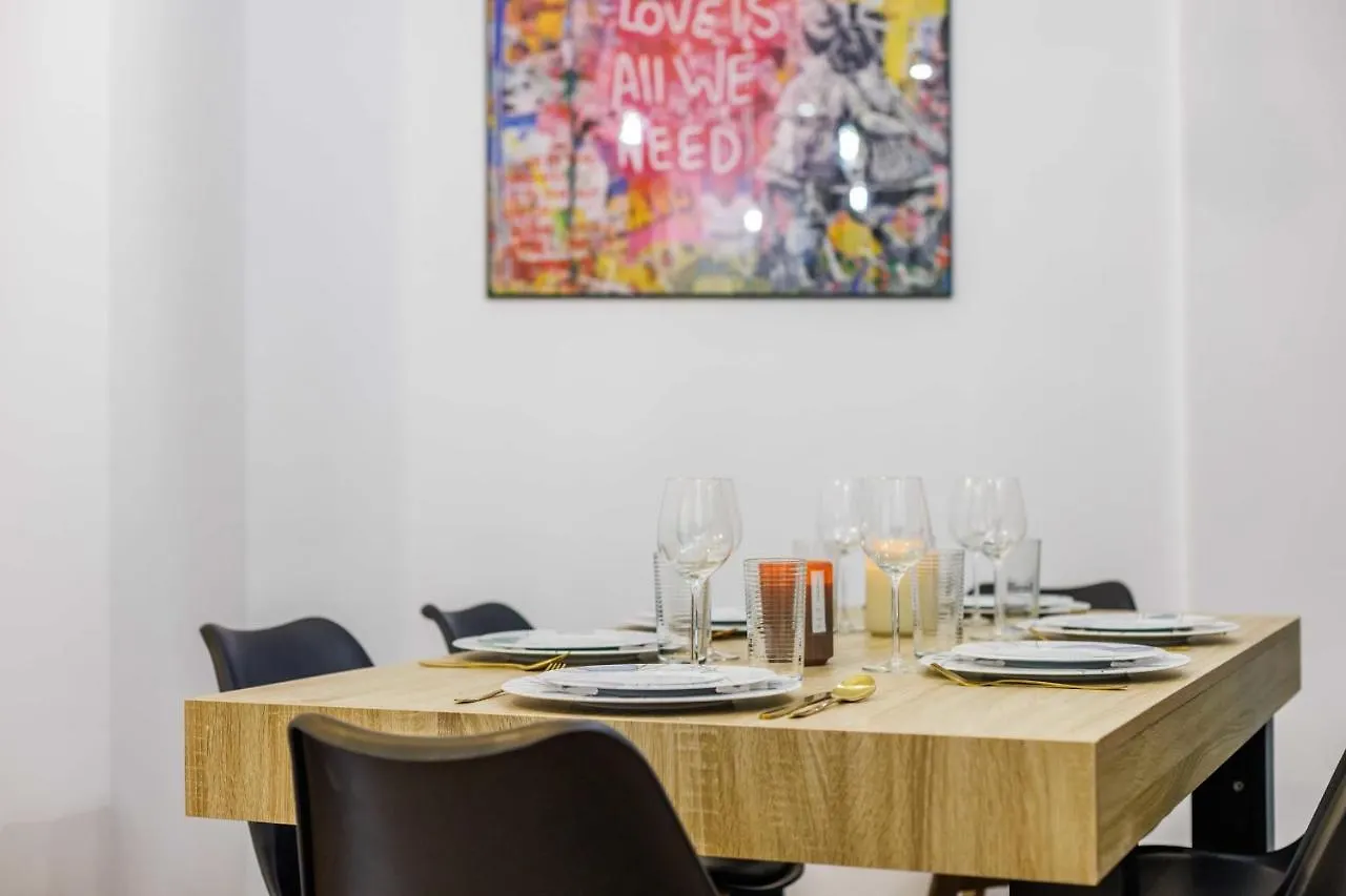 Apartment Magnificent Duplex - 2br-6p - Near Montmartre